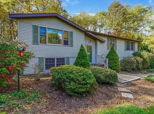 40 Breakneck Rd, Sturbridge, MA 01566