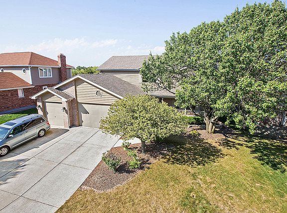 2nd image of 15002 Saw Grass Ln