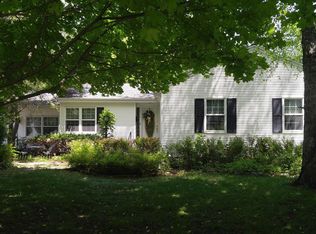 2549 White Oaks Dr, Beloit, WI 53511