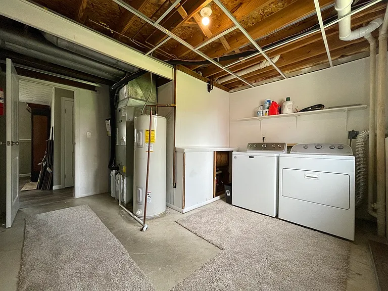 285 W Alkaline Springs Rd — Photo 19