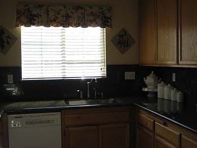 kitchen 02