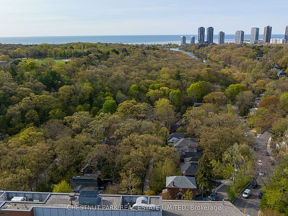 5th image of 379 Ellis Park Rd