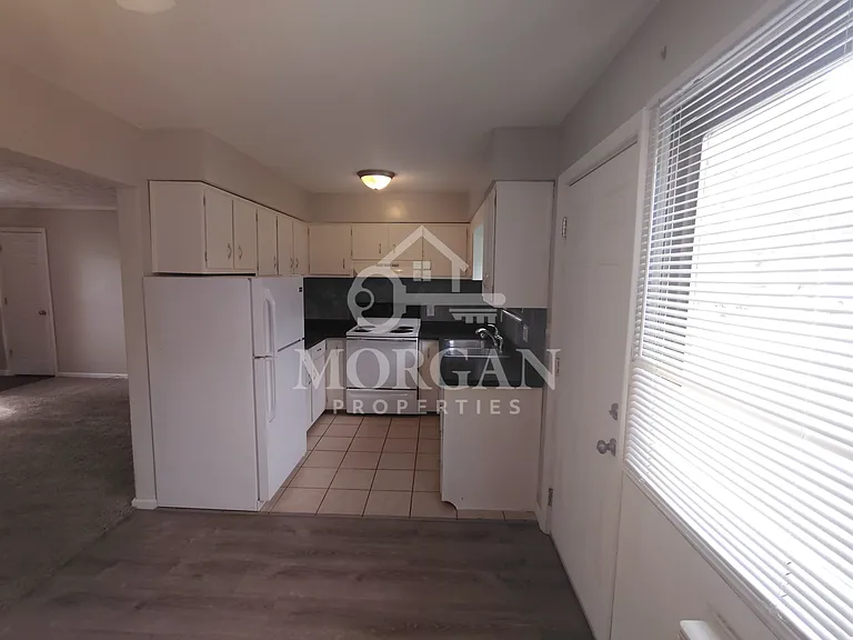 209 S Delaware St #A — Photo 3