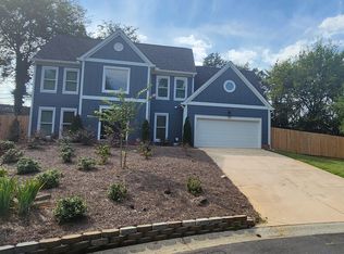2802 Candleberry Ct, Charlotte, NC 28210
