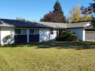 585 SW 15th Ave, Troutdale, OR 97060
