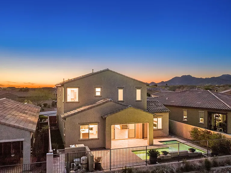 1005 W Lark Bunting Ln — Photo 42