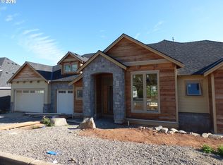 10517 SE Quail Ridge Dr, Happy Valley, OR 97086