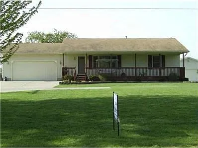 5727 E Territorial Rd photo 1