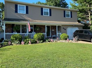 310 W Gradwell Ave, Maple Shade, NJ 08052