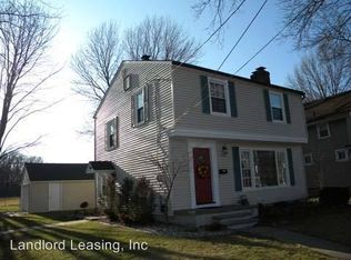 1381 East Ave, Elyria, OH 44035