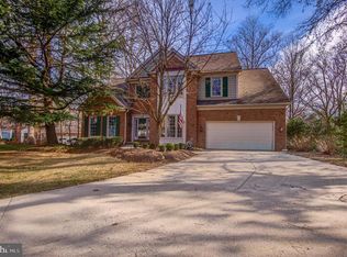 11913 Champion Lake Ct, Herndon, VA 20170