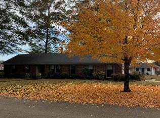 611 8th St S, Amory, MS 38821