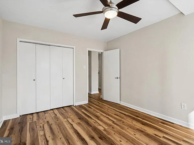 1121 Arlington Blvd #609 — Photo 14