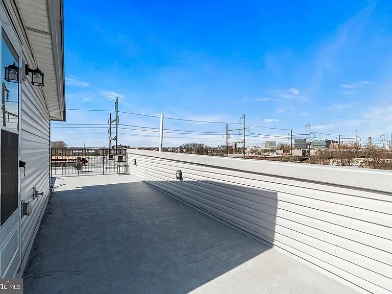 1751 S Taylor St — Photo 24
