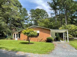 301 E Spring St, Troy, NC 27371