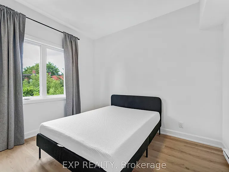 885 Somerset St W #2 — Photo 8
