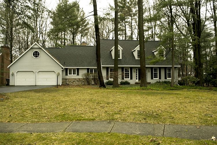 1st image of 4604 Moorland Dr
