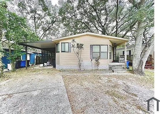 10555 Bay Hills Cir