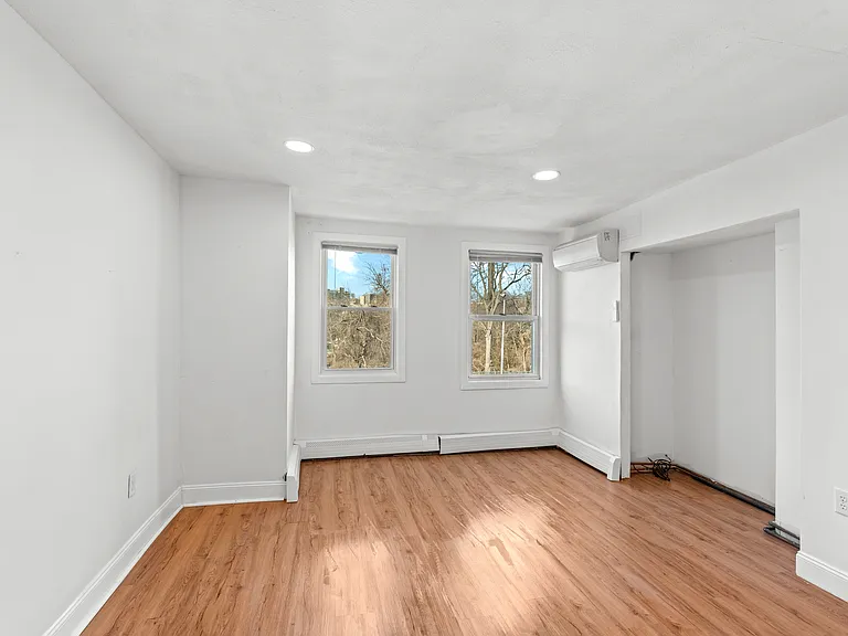 3220 W Willard St — Photo 14