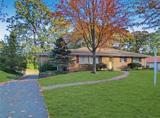8612 Green Springs Dr, Saint Louis, MO