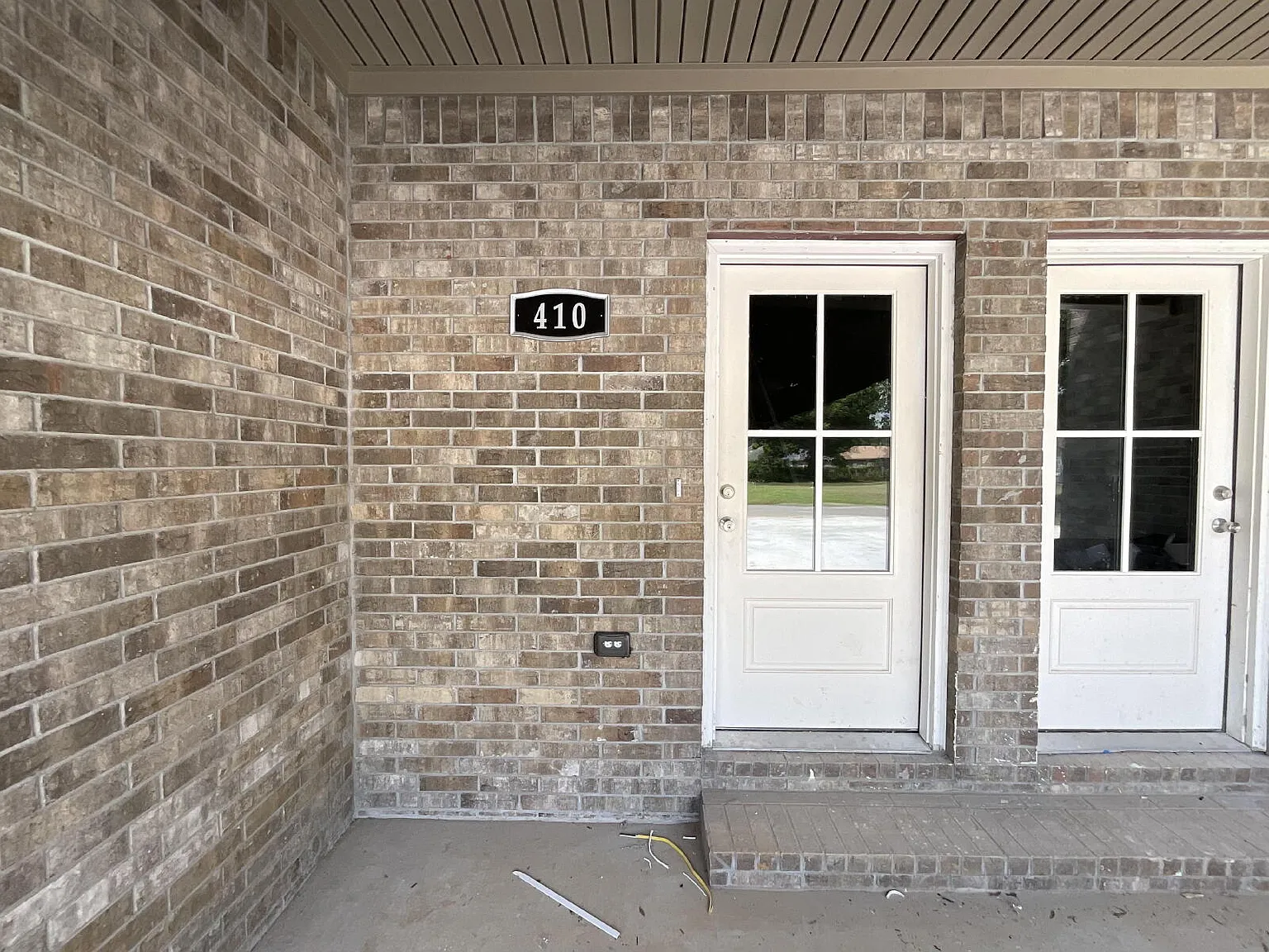 3 bed, 3.0 bath, $1,750 — Photo 2
