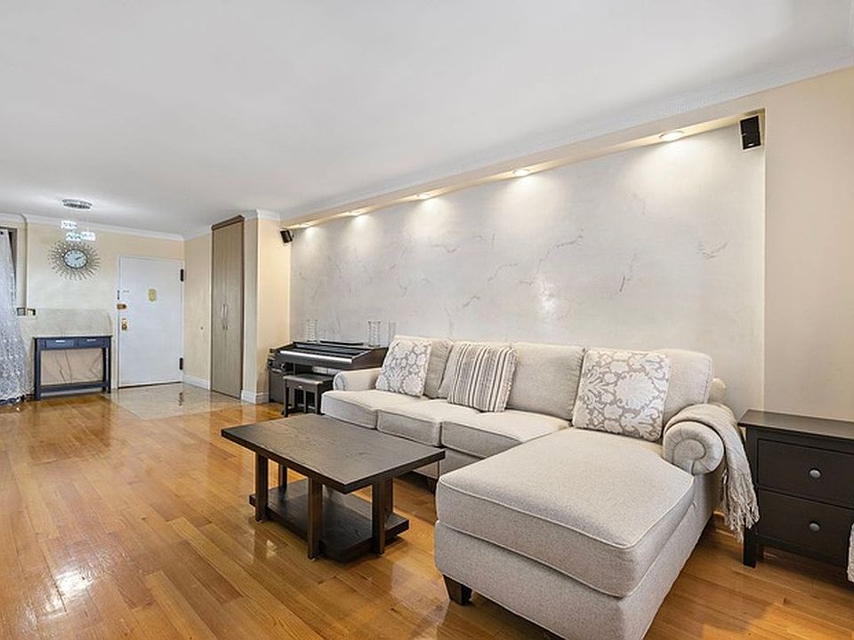 1st image of 61-35 98th St #15E