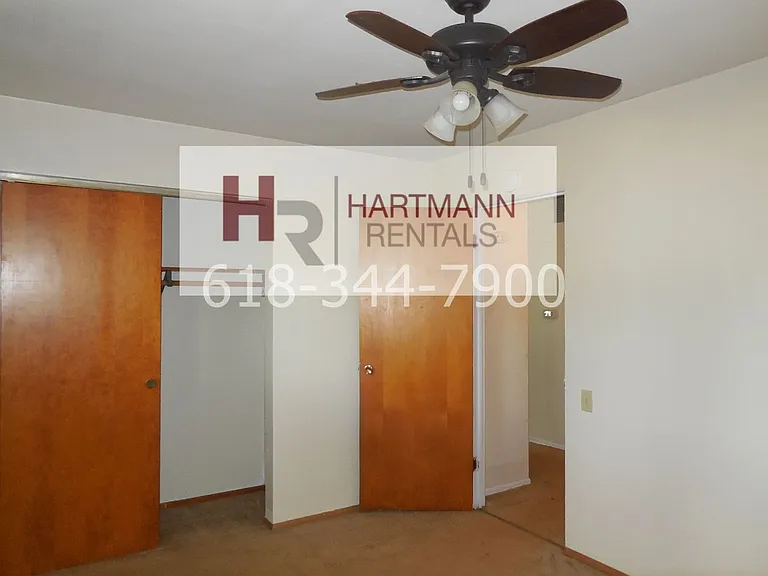 63-65 Mary Jo Dr — Photo 6