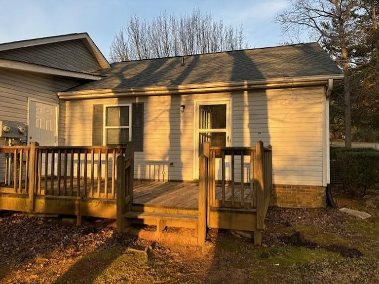 185 Isle Of Pines Rd — Photo 13