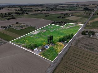 1300 Dekker Rd, Outlook, WA 98938