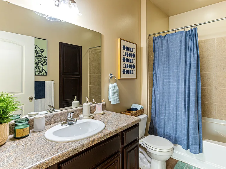 Enclave at Pamalee Square — Photo 11