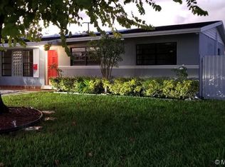 10445 SW 43rd Ter, Miami, FL 33165