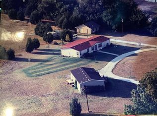 626 County Road 4910, Trenton, TX 75490