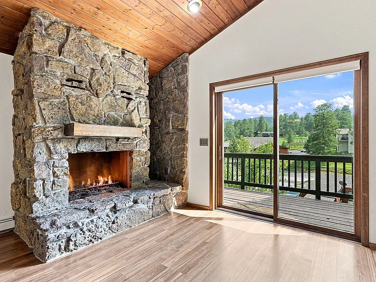 28248 Harebell Ln — Photo 10
