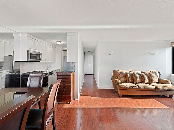 2nd image of 1601 3rd Ave APT 21D