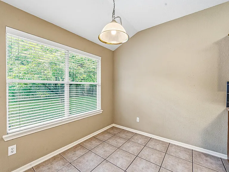 17935 Rose Hill Park Ln — Photo 9