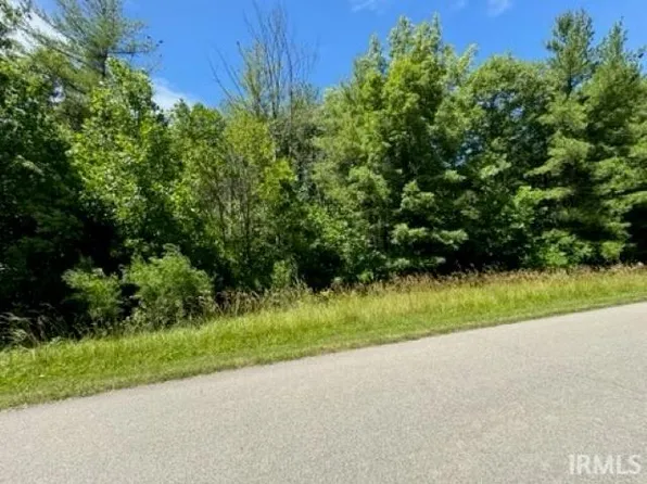 Indian Creek Rd #92, Roanoke, IN 46783