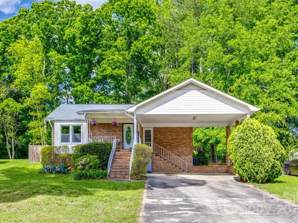 1623 Mulberry Cir, Rock Hill, SC 29732