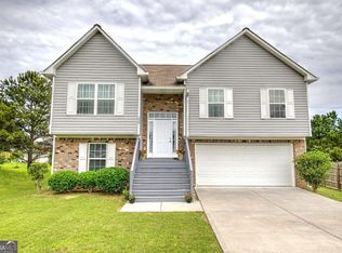 230 Louise Ln, Calhoun, GA 30701