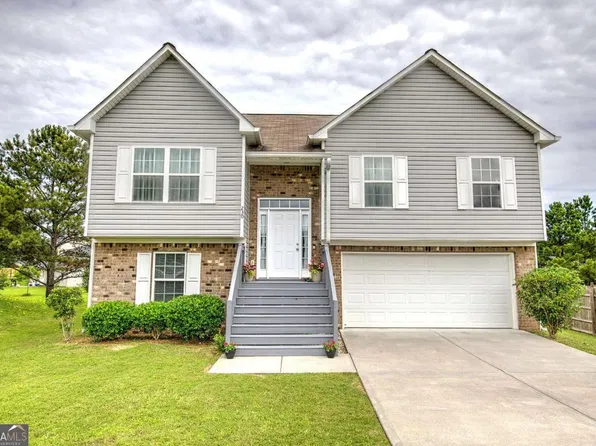 230 Louise Ln, Calhoun, GA 30701