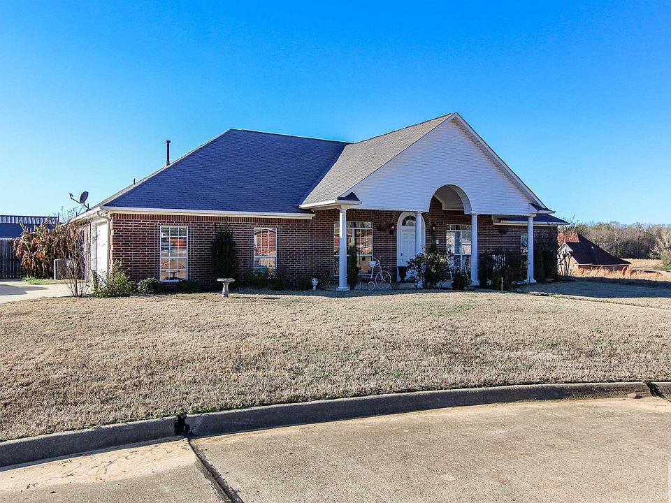 1st image of 3503 Trotter Ln