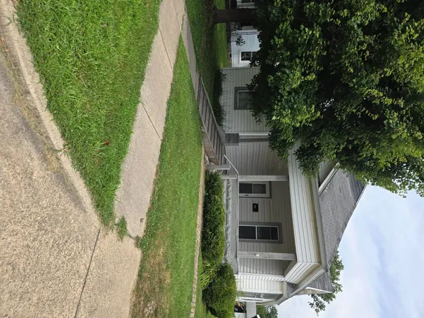 505 W Main St, Oblong, IL 62449