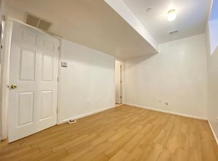 17 Riverside Ln #17A, Staten Island, NY 10302