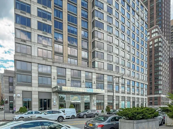 200 Riverside Blvd APT 10C, New York, NY 10069
