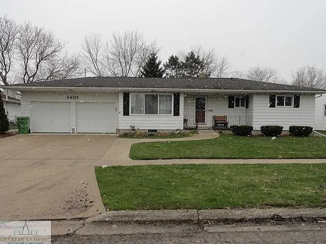 4601 Norwick St photo 1