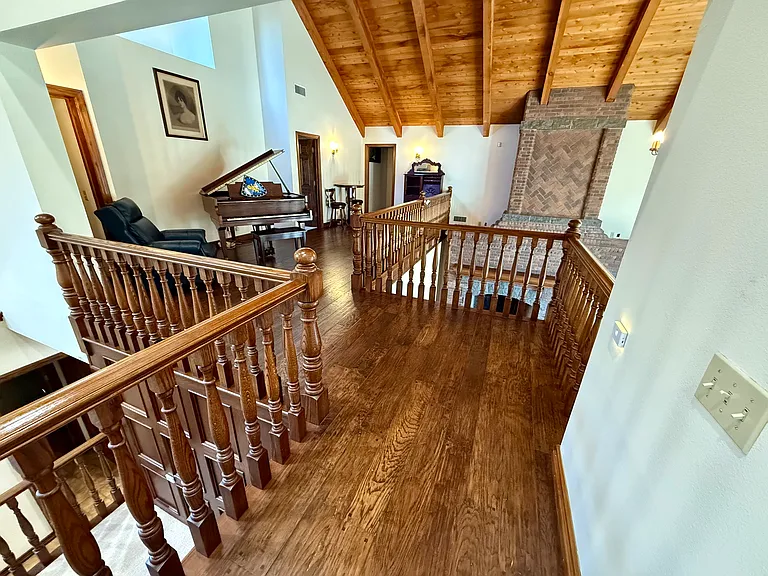 533 E Sierra Madre Ave — Photo 30