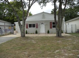 792 Warren St, Toms River, NJ