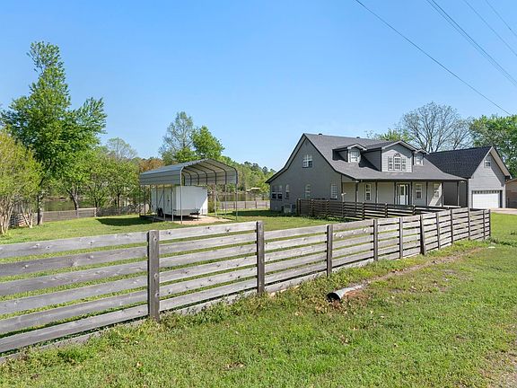 2nd image of 47 Lake View Rd