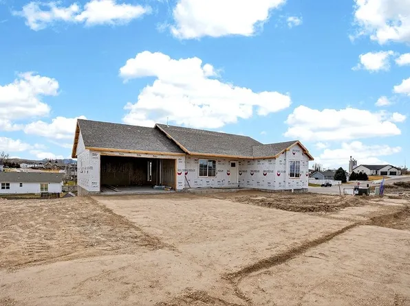 326 Lakeview Rd, American Falls, ID 83211