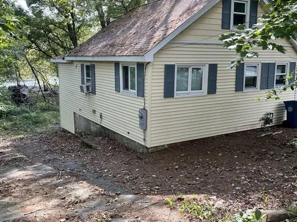34 Riveredge Rd, North Billerica, MA 01862