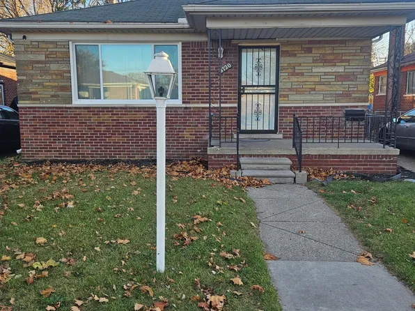 6720 Edgeton St, Hamtramck, MI 48212